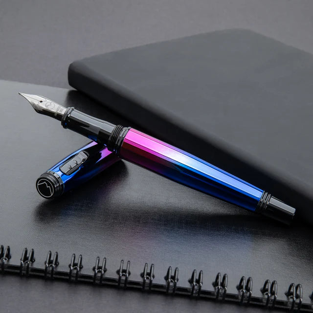 Pluma fuente Monteverde USA® Invincia | Nebula