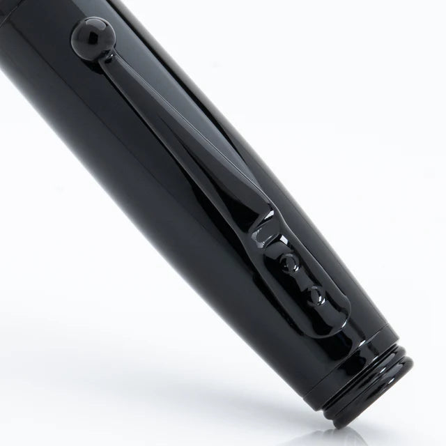 Pluma fuente Monteverde USA® Invincia | Negro Sigiloso