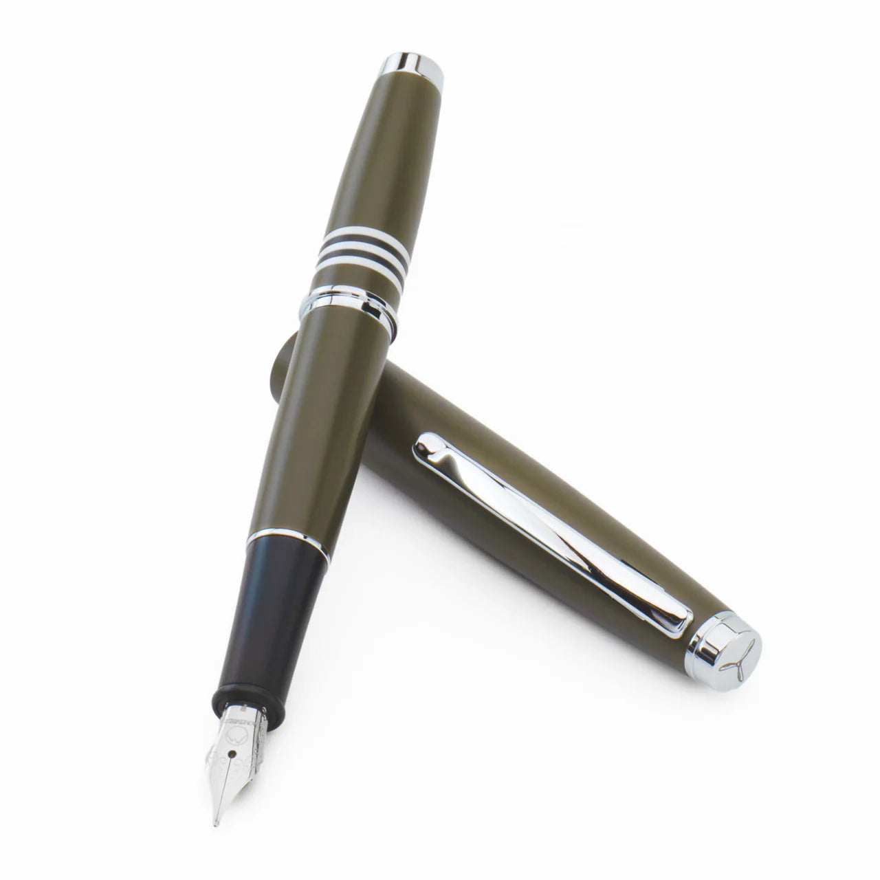Pluma fuente Monteverde USA® Dakota Verde Militar