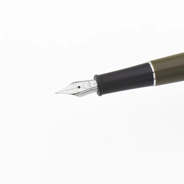 Pluma fuente Monteverde USA® Dakota Verde Militar