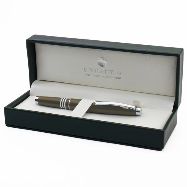 Pluma fuente Monteverde USA® Dakota Verde Militar