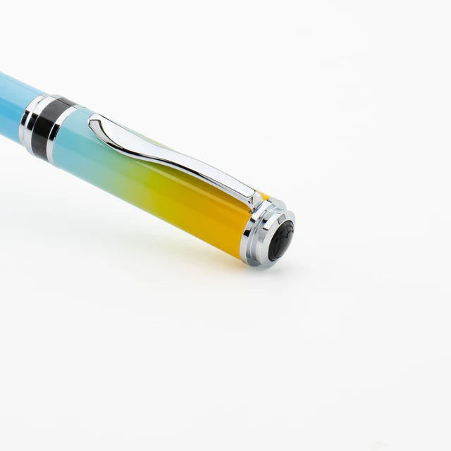 Pluma fuente Monteverde USA® Innova Ombre Fusion | Bliss Oro/Azul/Blanco