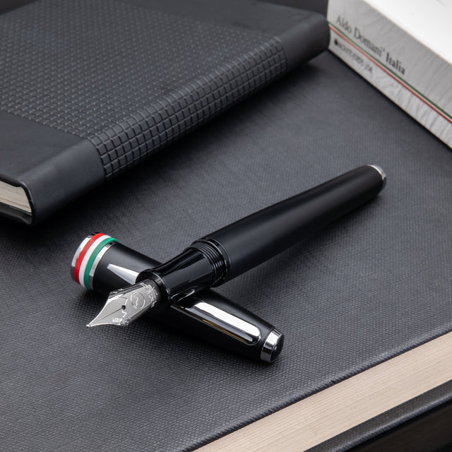 Pluma fuente Monteverde USA® Aldo Domani Italia Negro Mate