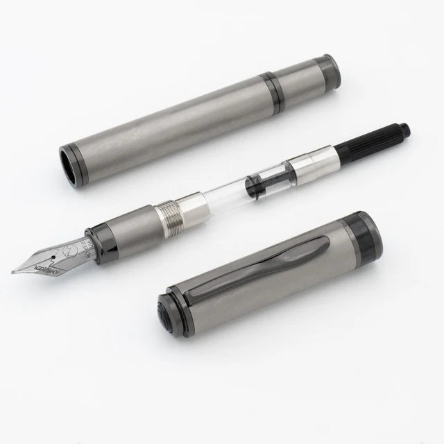 Pluma fuente Monteverde USA® Innova Ti | Titanium